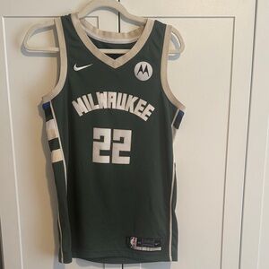 Nike Milwaukee Bucks Kris Middleton #22 Dark Replica Basketball Jersey